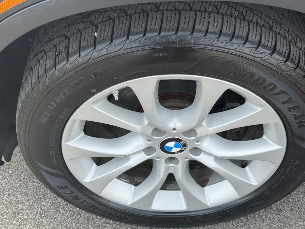 Photo 14 of this BMW X5