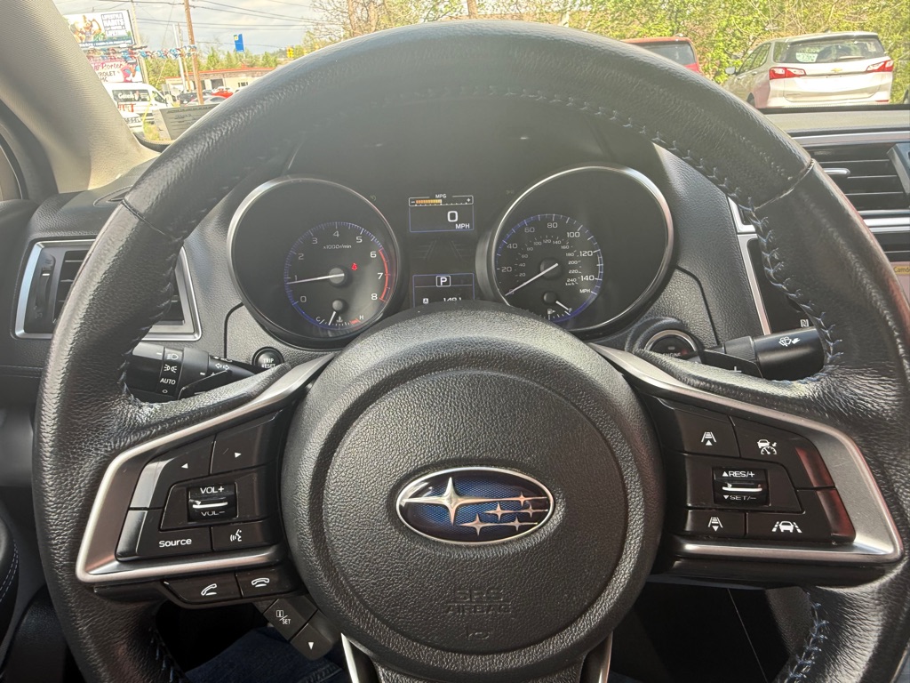 Photo 37 of this SUBARU LEGACY