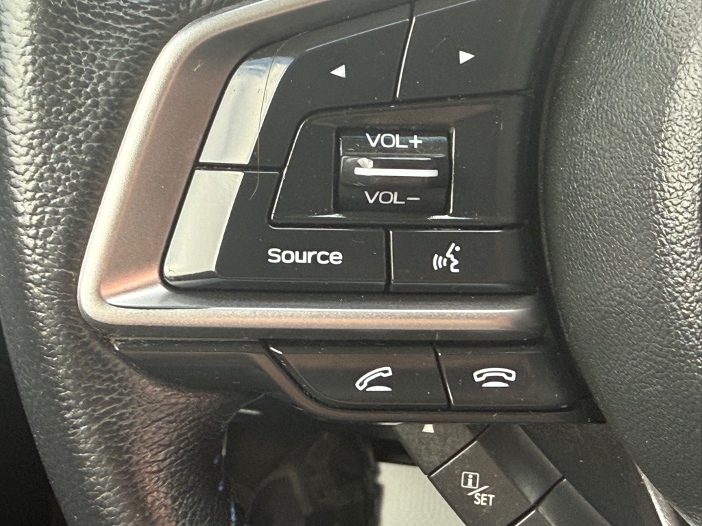 Photo 35 of this SUBARU LEGACY