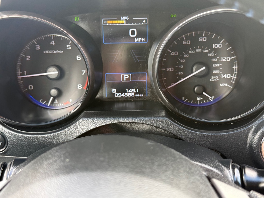 Photo 33 of this SUBARU LEGACY