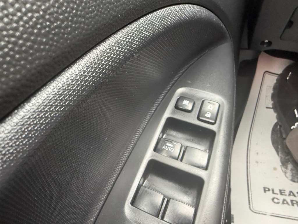 Photo 26 of this MITSUBISHI MIRAGE
