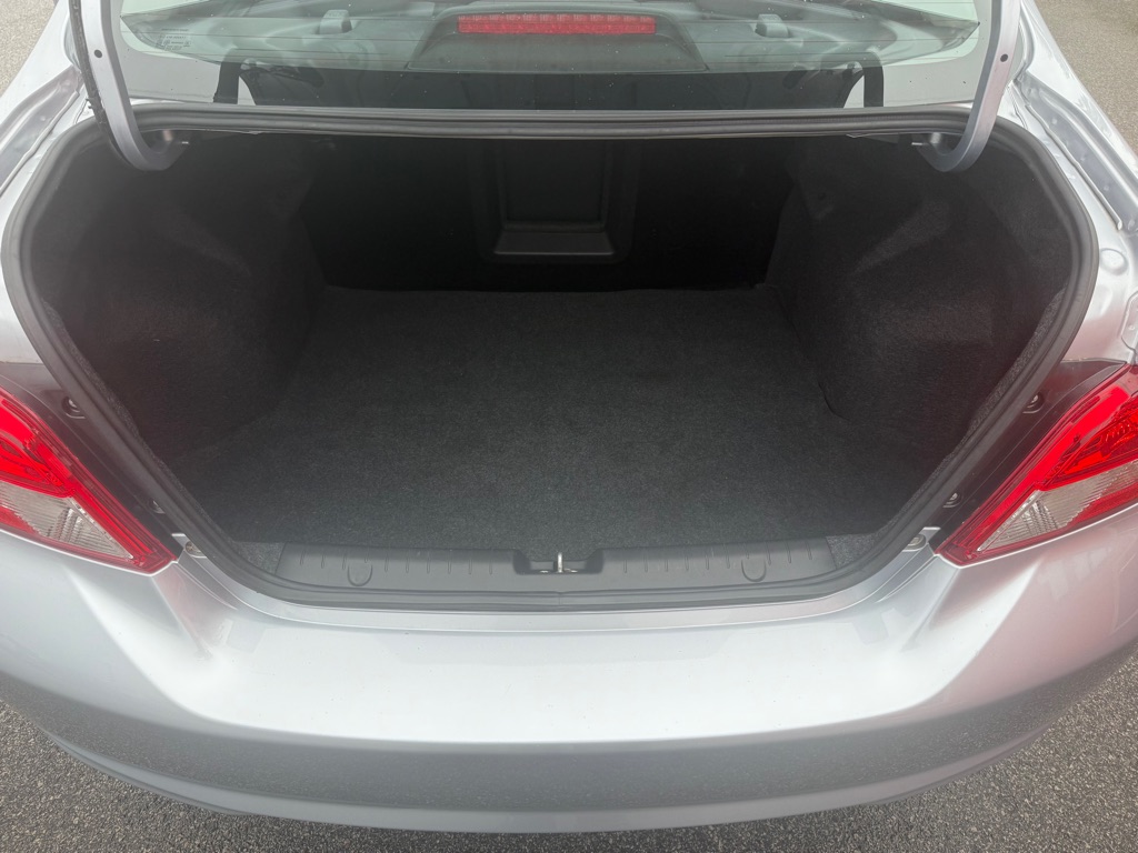 Photo 20 of this MITSUBISHI MIRAGE