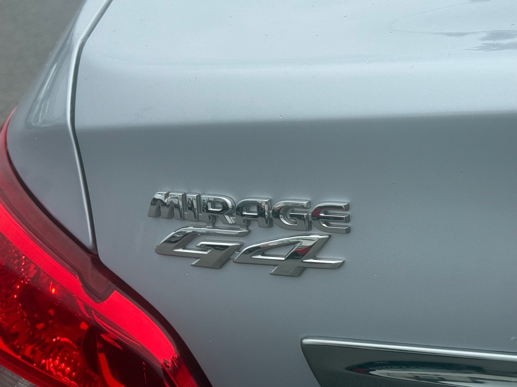 Photo 19 of this MITSUBISHI MIRAGE
