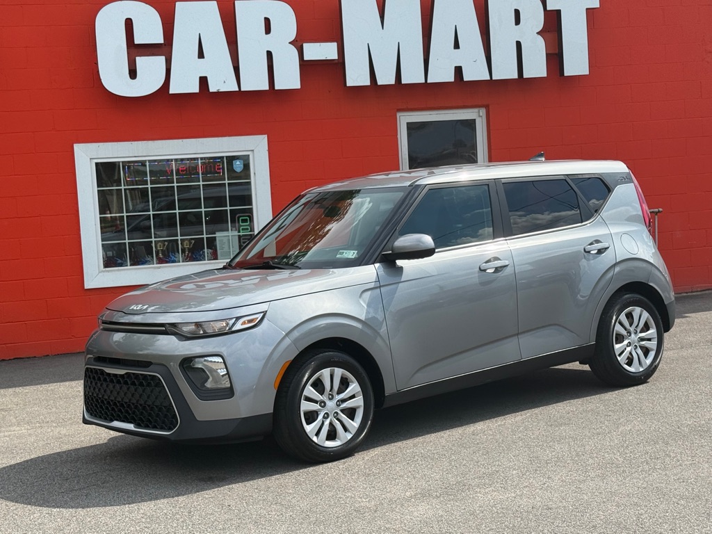 Silver 2022 Kia Soul Wagon Automatic