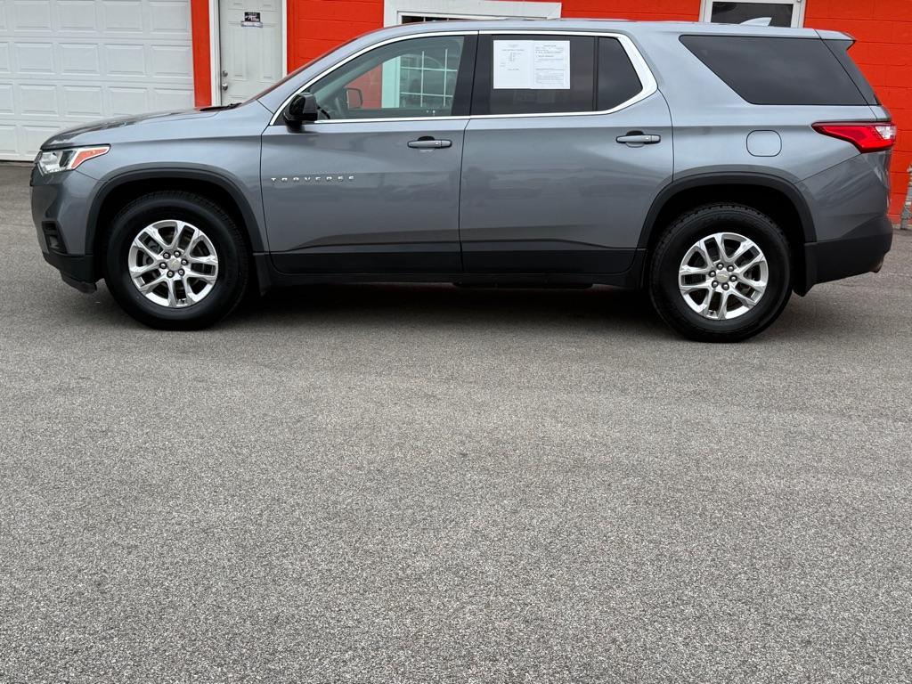 Photo 3 of this CHEVROLET TRAVERSE