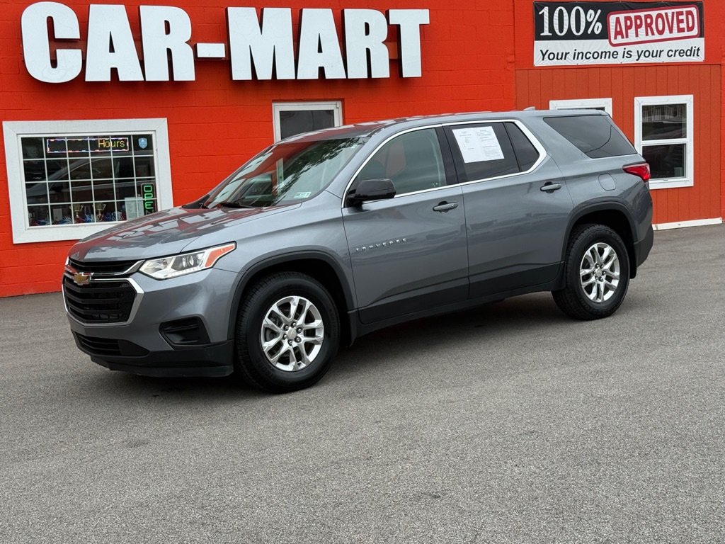 Photo 2 of this CHEVROLET TRAVERSE