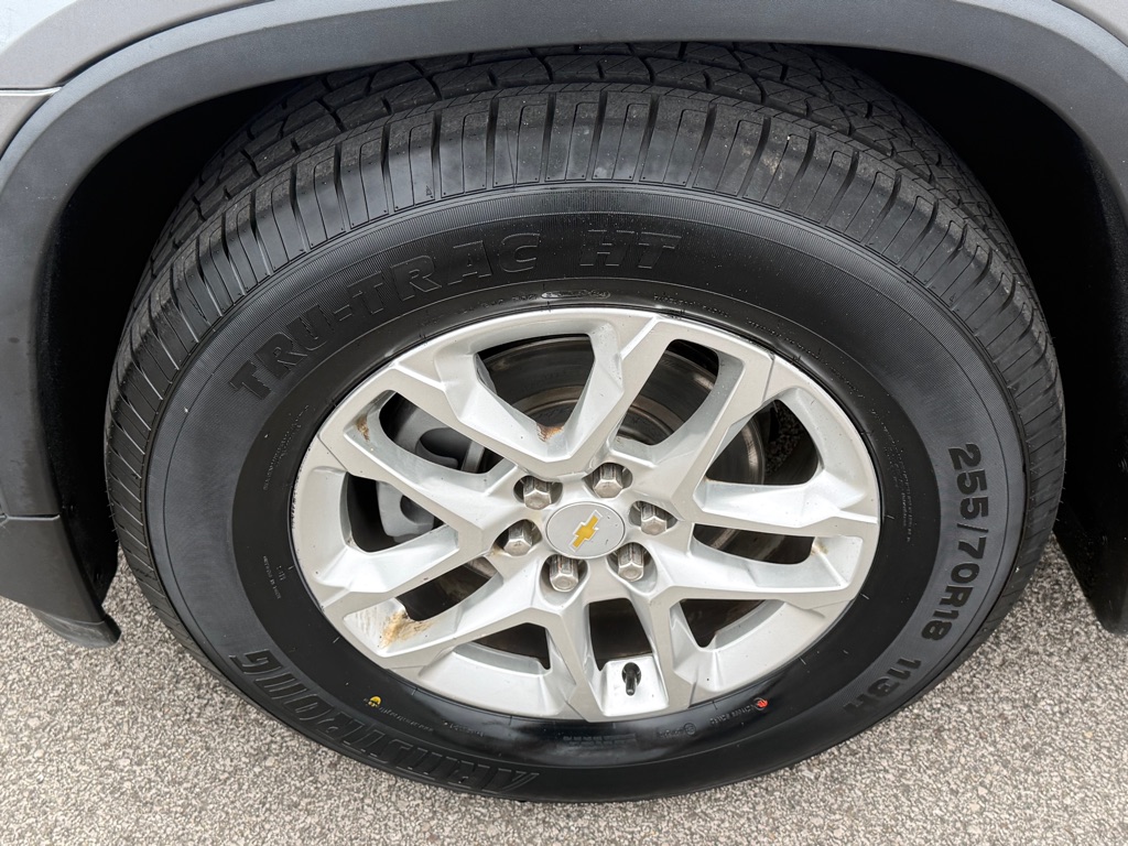 Photo 12 of this CHEVROLET TRAVERSE