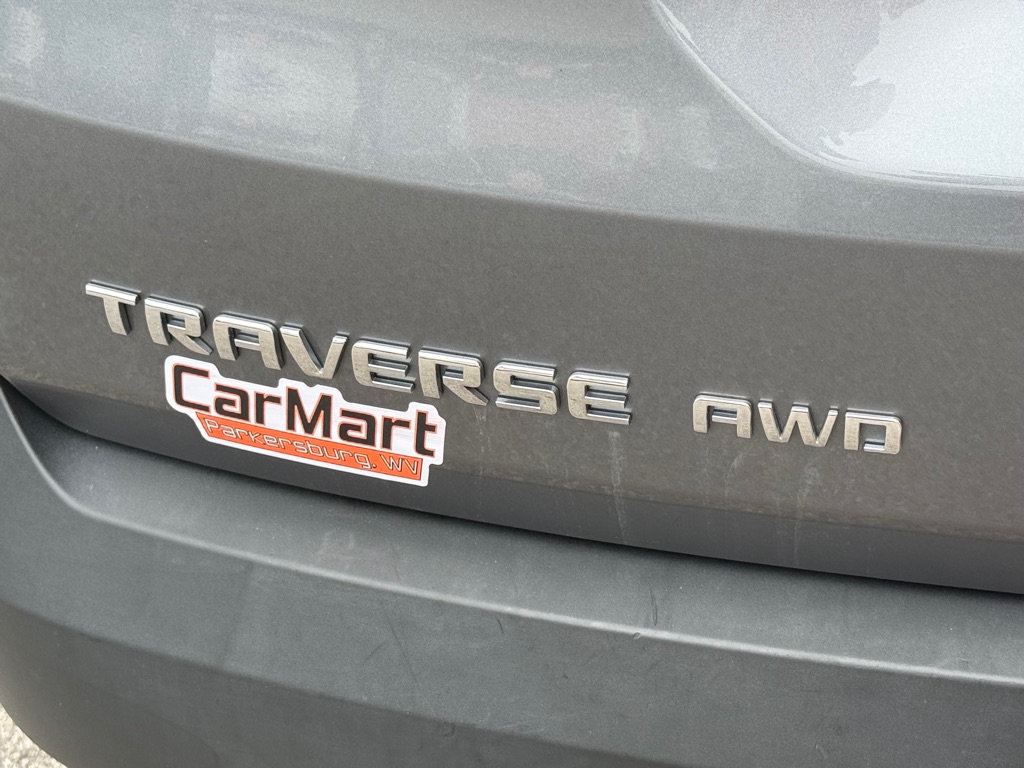 Photo 18 of this CHEVROLET TRAVERSE