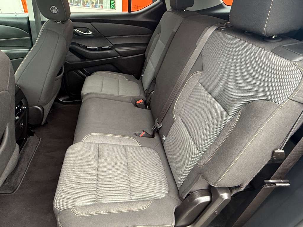 Photo 23 of this CHEVROLET TRAVERSE