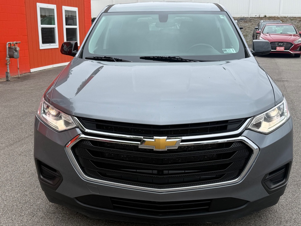 Photo 9 of this CHEVROLET TRAVERSE