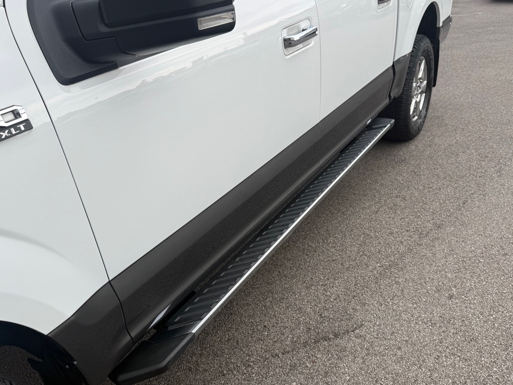 Photo 14 of this FORD F150