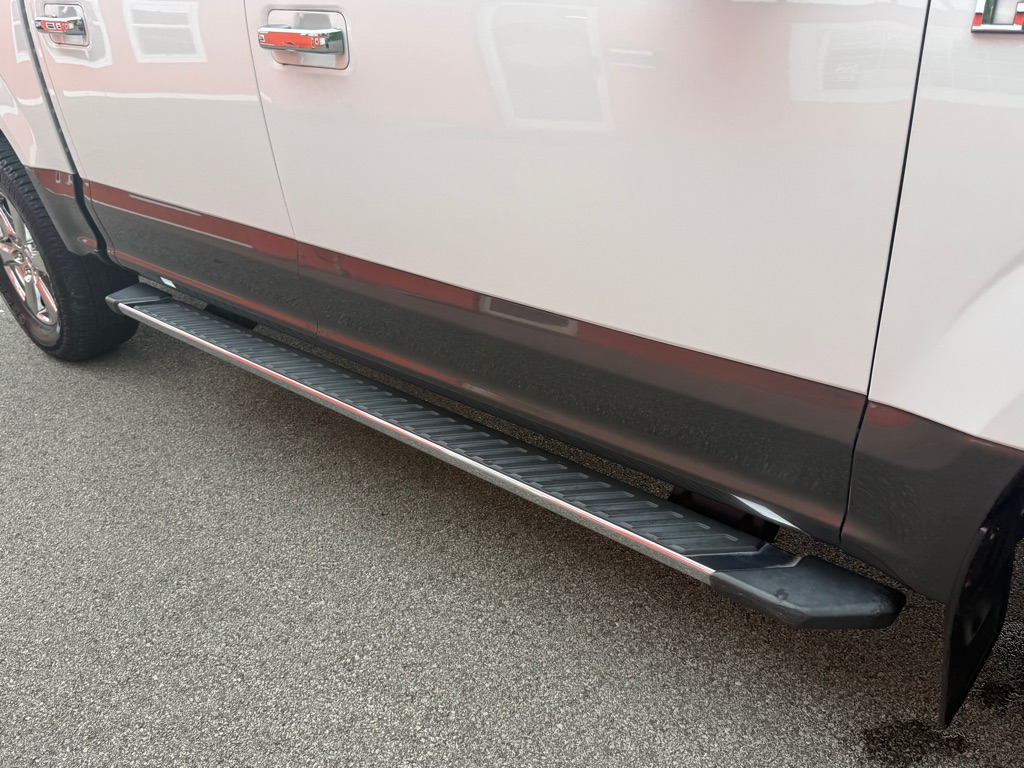 Photo 18 of this FORD F150