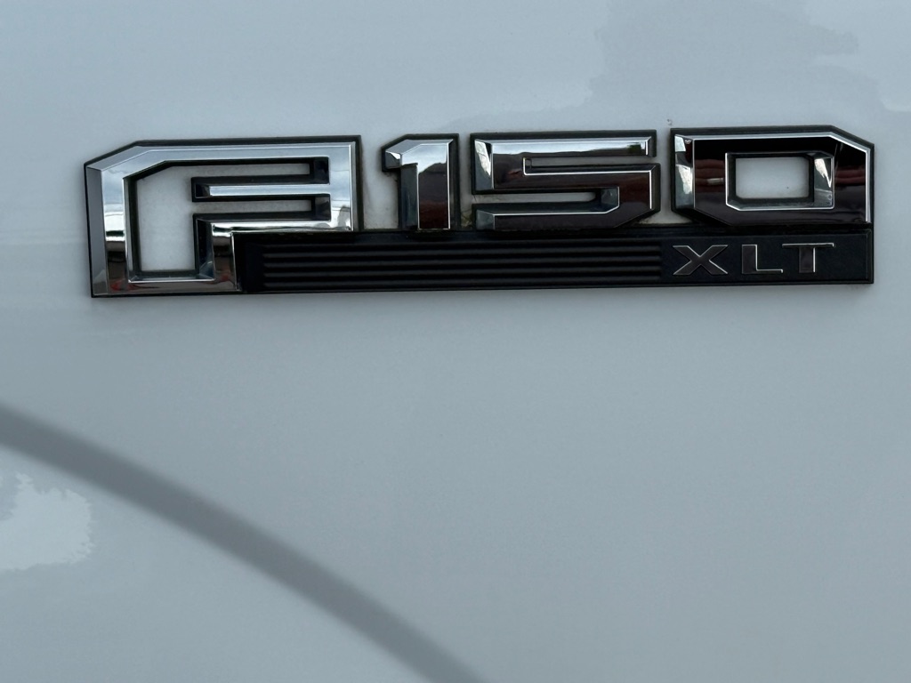 Photo 12 of this FORD F150
