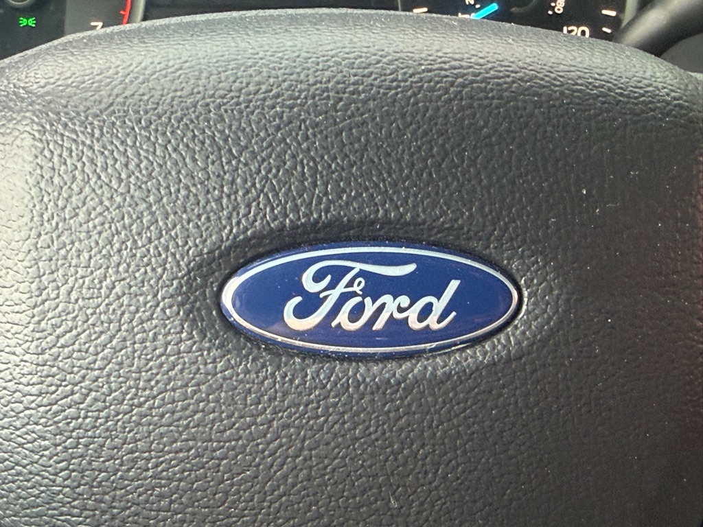 Photo 34 of this FORD F150