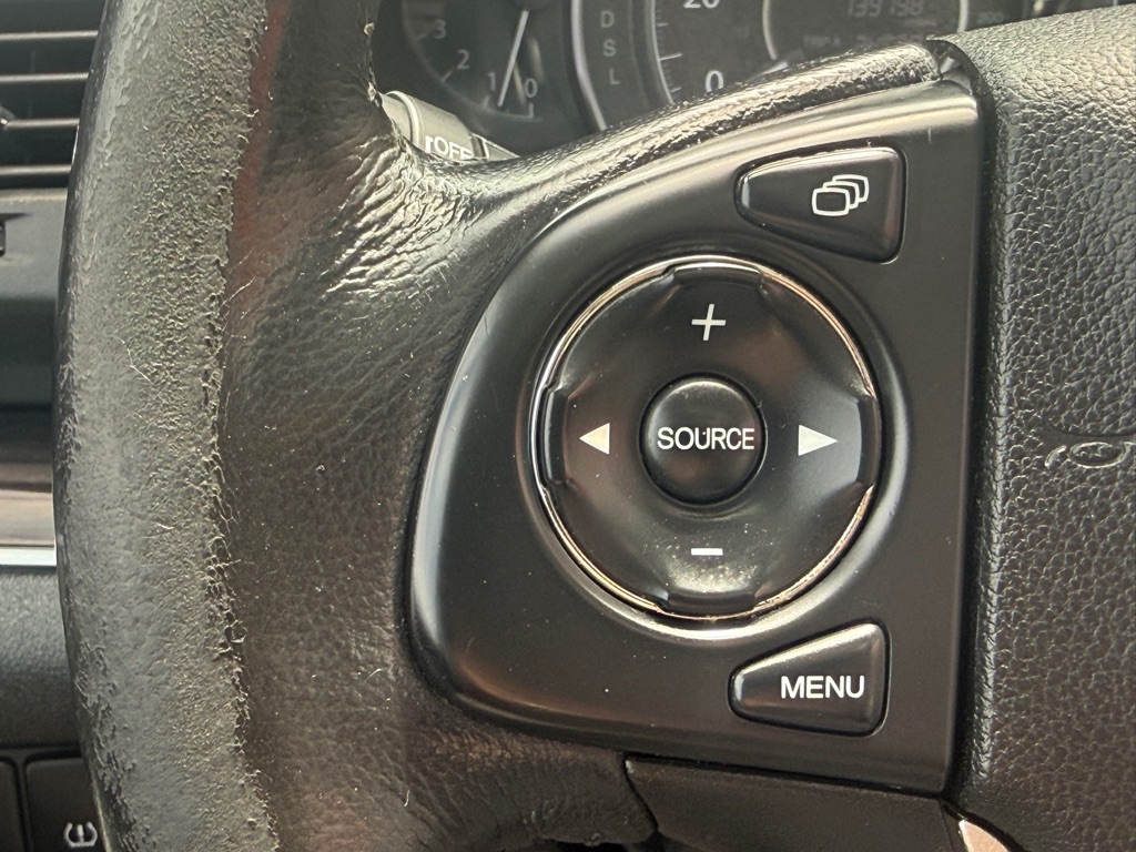 Photo 30 of this HONDA CR-V