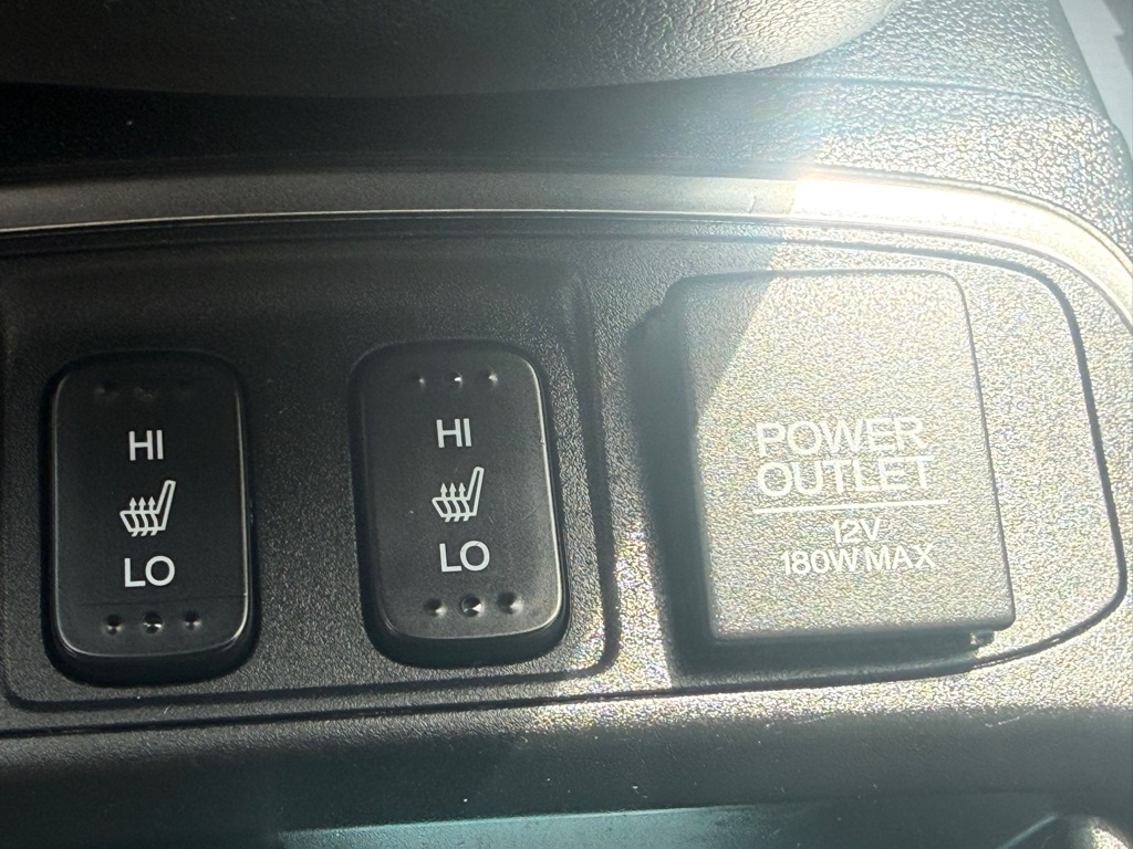 Photo 39 of this HONDA CR-V