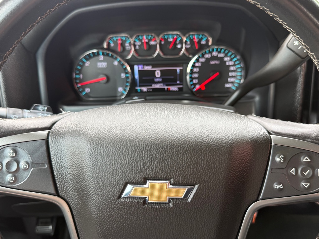 Photo 35 of this CHEVROLET SILVERADO 1500