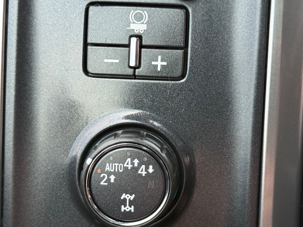 Photo 32 of this CHEVROLET SILVERADO 1500