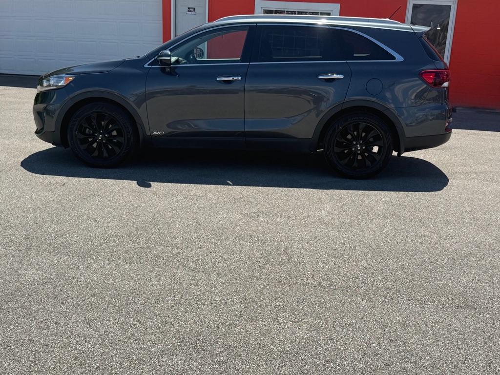 Photo 3 of this KIA SORENTO