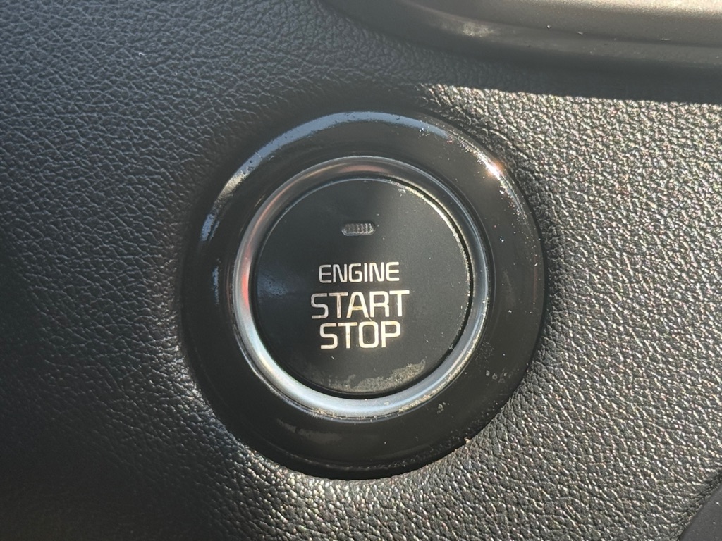Photo 39 of this KIA SORENTO