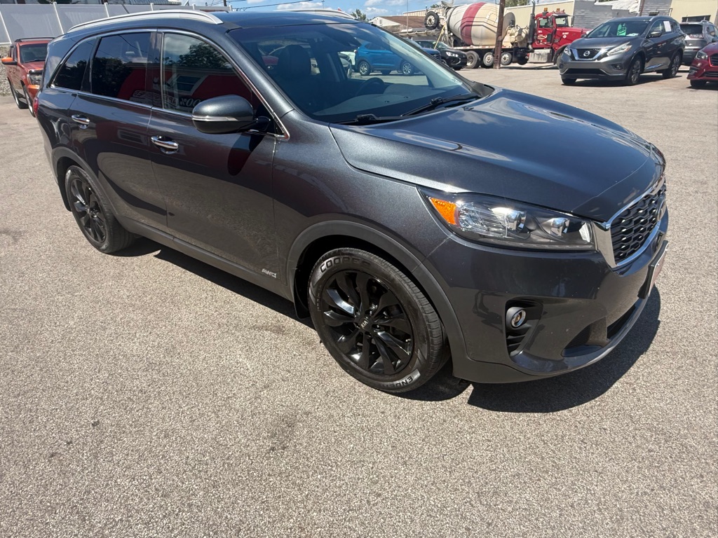 Photo 8 of this KIA SORENTO