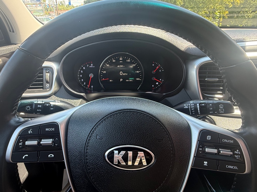 Photo 36 of this KIA SORENTO