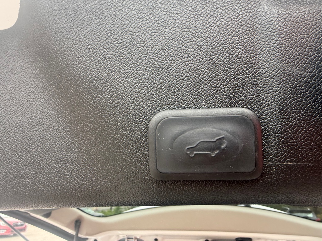 Photo 25 of this GMC ACADIA LIMITED