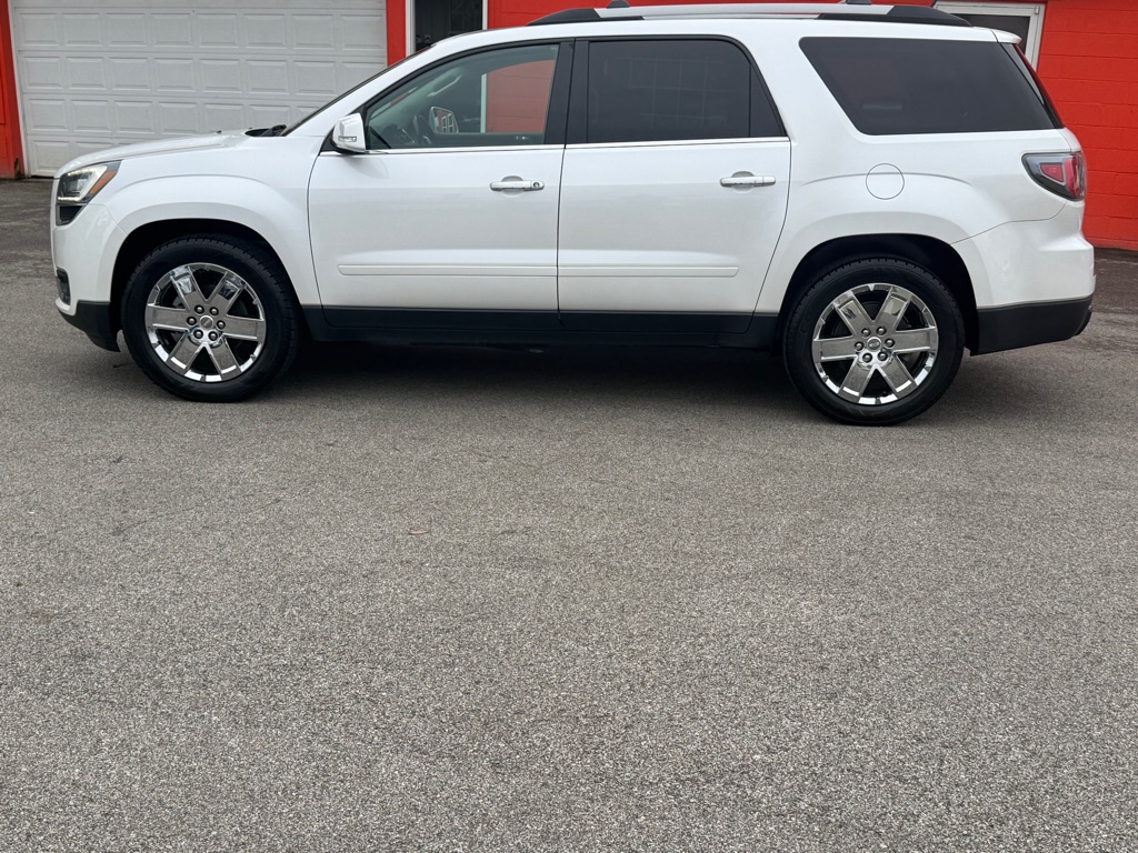 Photo 3 of this GMC ACADIA LIMITED