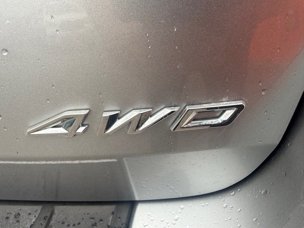 Photo 20 of this FORD EXPLORER