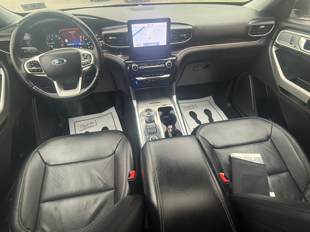 Photo 29 of this FORD EXPLORER