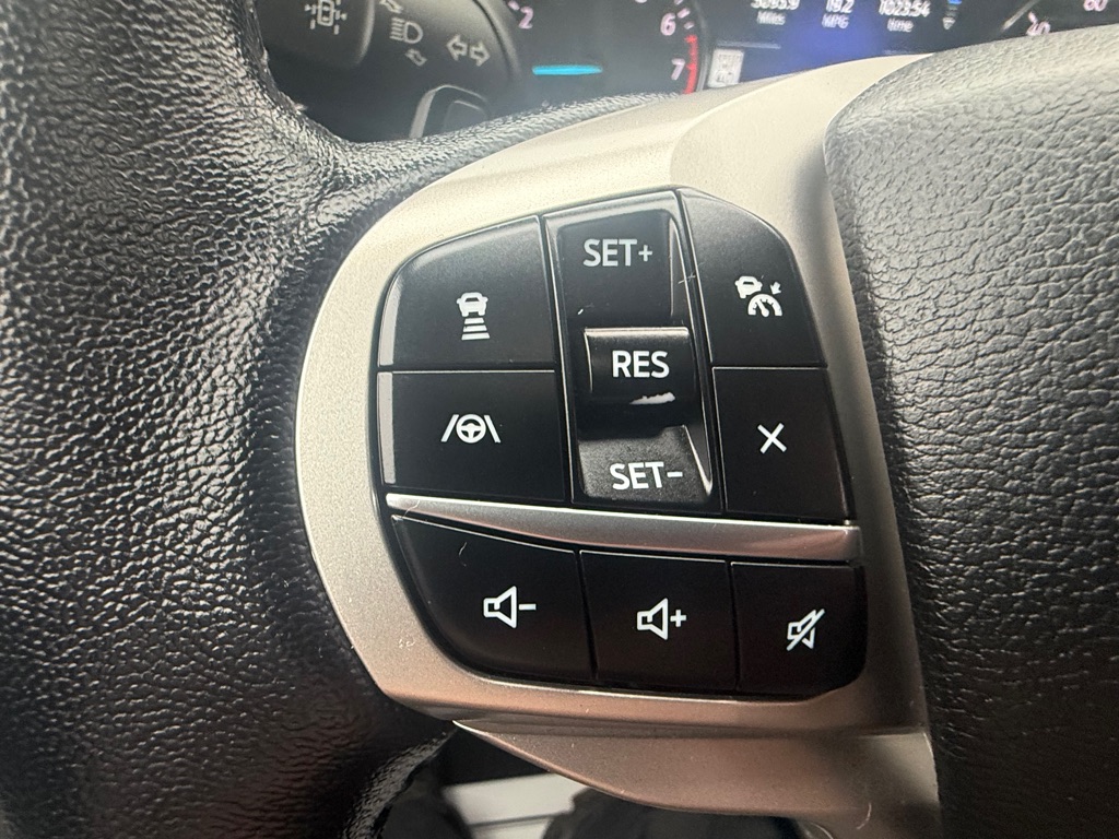 Photo 38 of this FORD EXPLORER