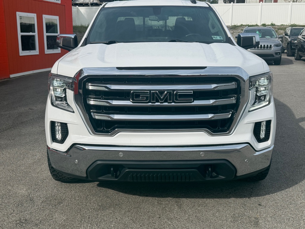Photo 9 of this GMC SIERRA
