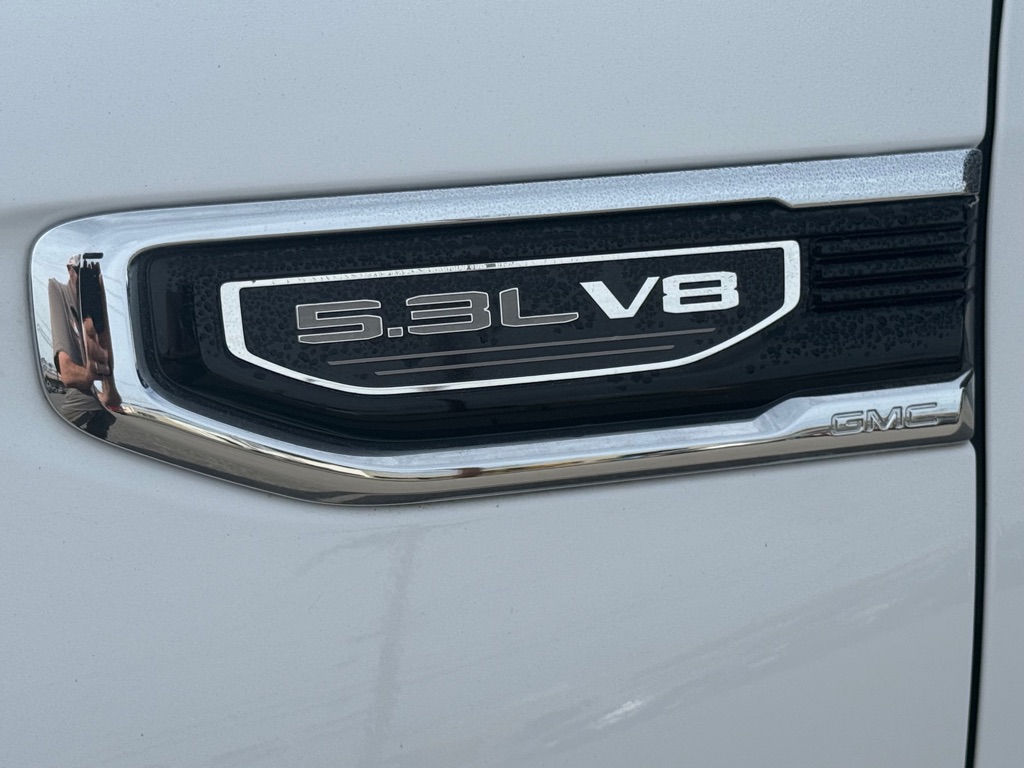 Photo 12 of this GMC SIERRA