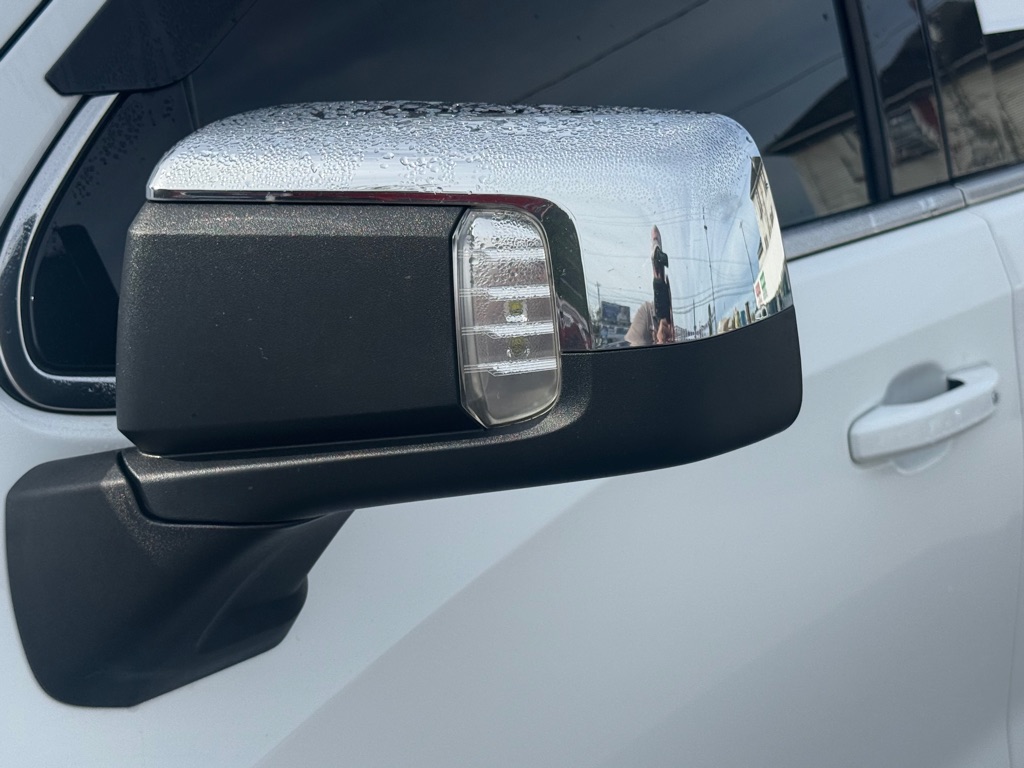 Photo 13 of this GMC SIERRA