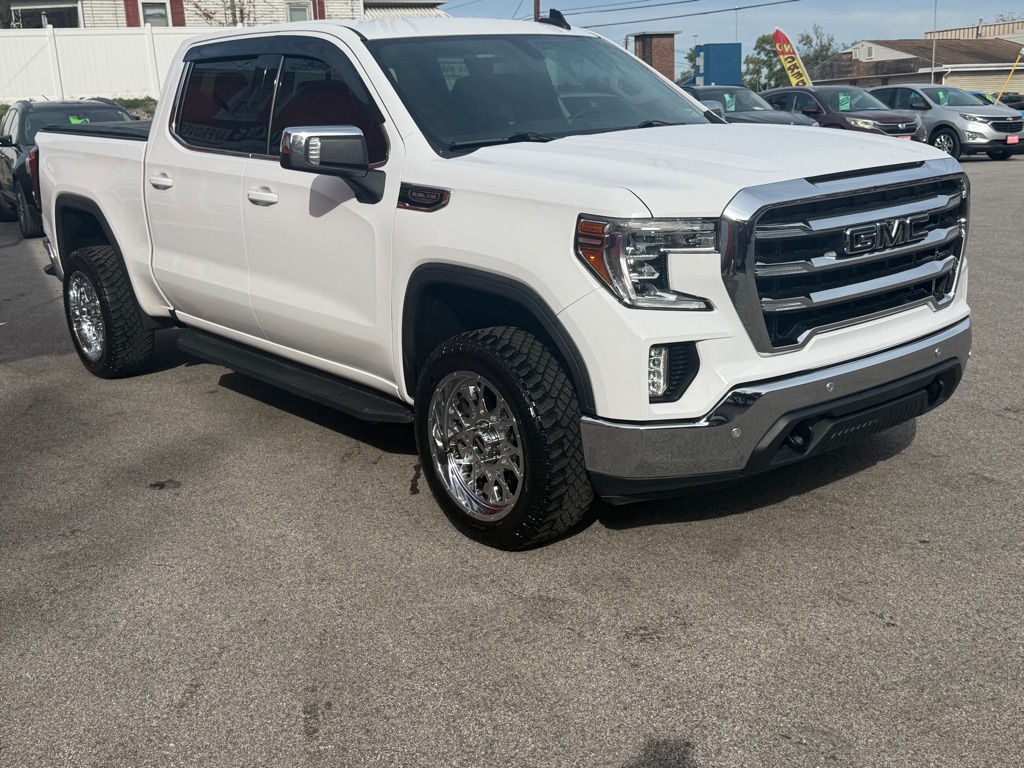 Photo 8 of this GMC SIERRA