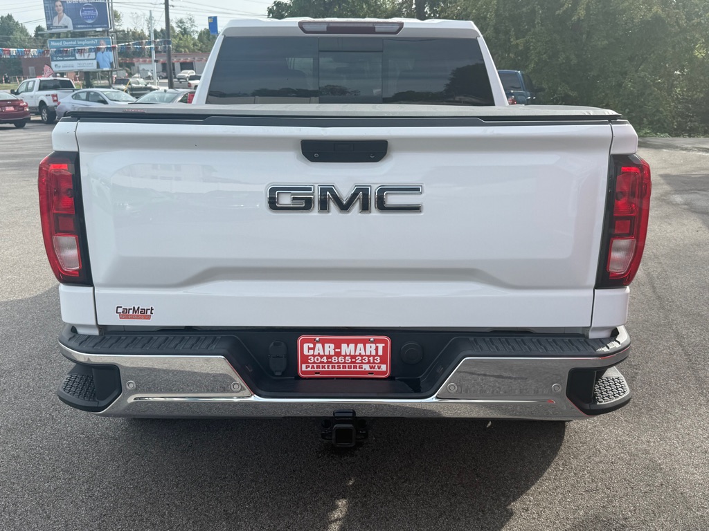 Photo 4 of this GMC SIERRA