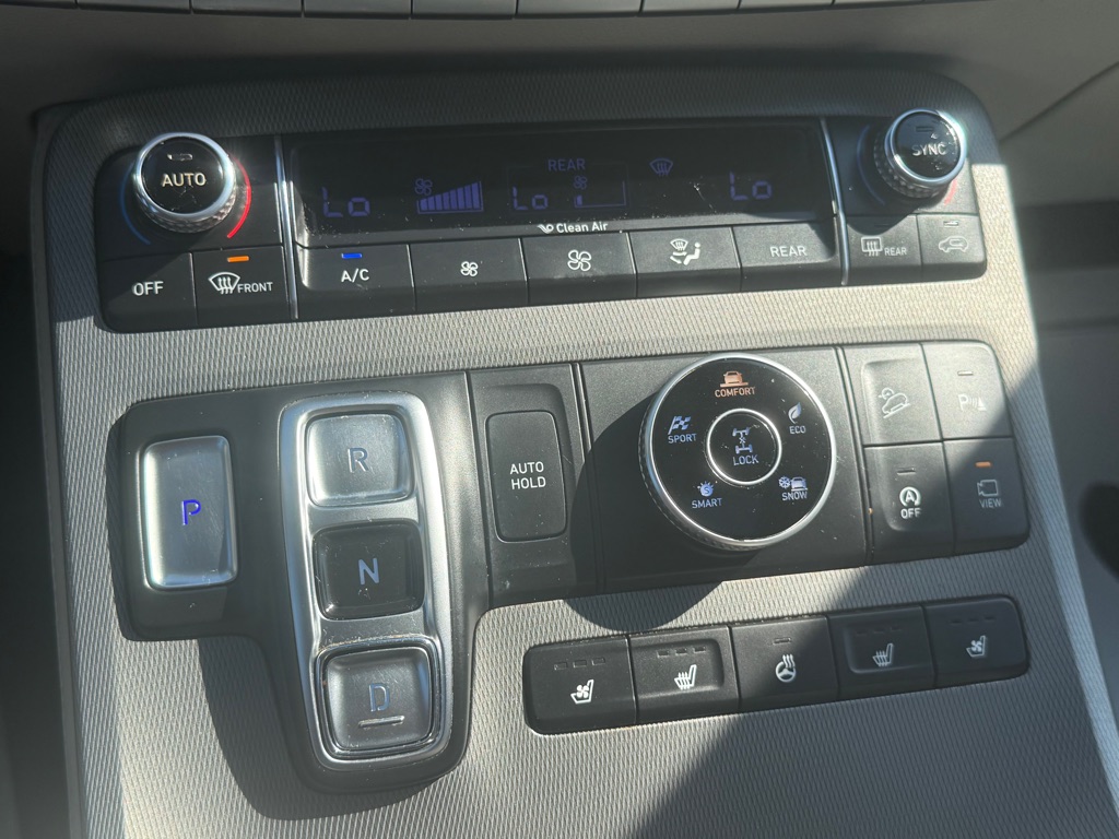 Photo 41 of this HYUNDAI PALISADE
