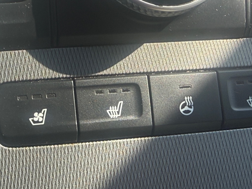 Photo 43 of this HYUNDAI PALISADE