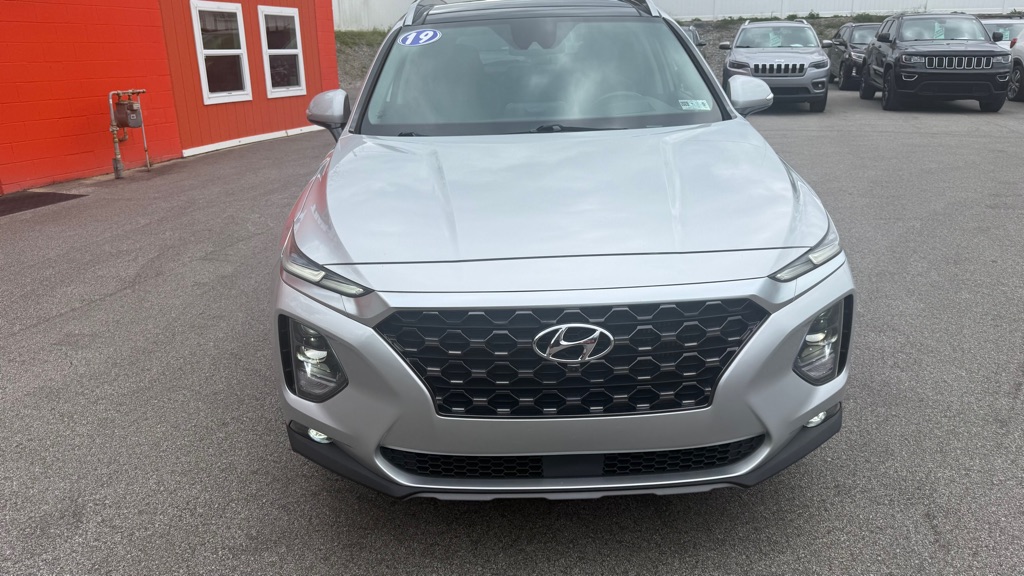 Photo 10 of this HYUNDAI SANTA FE