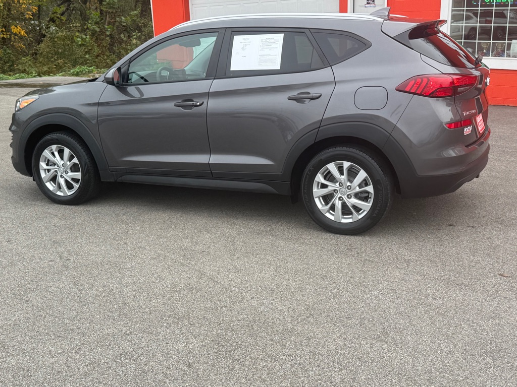 Photo 4 of this HYUNDAI TUCSON