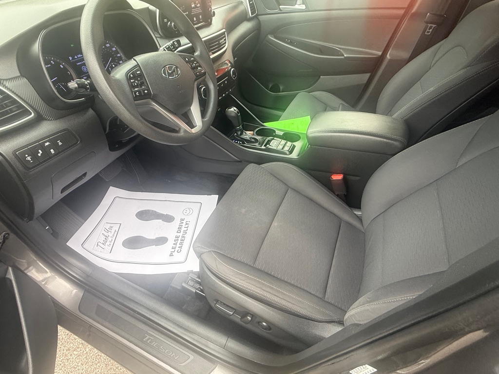 Photo 26 of this HYUNDAI TUCSON