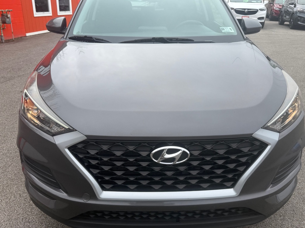 Photo 11 of this HYUNDAI TUCSON