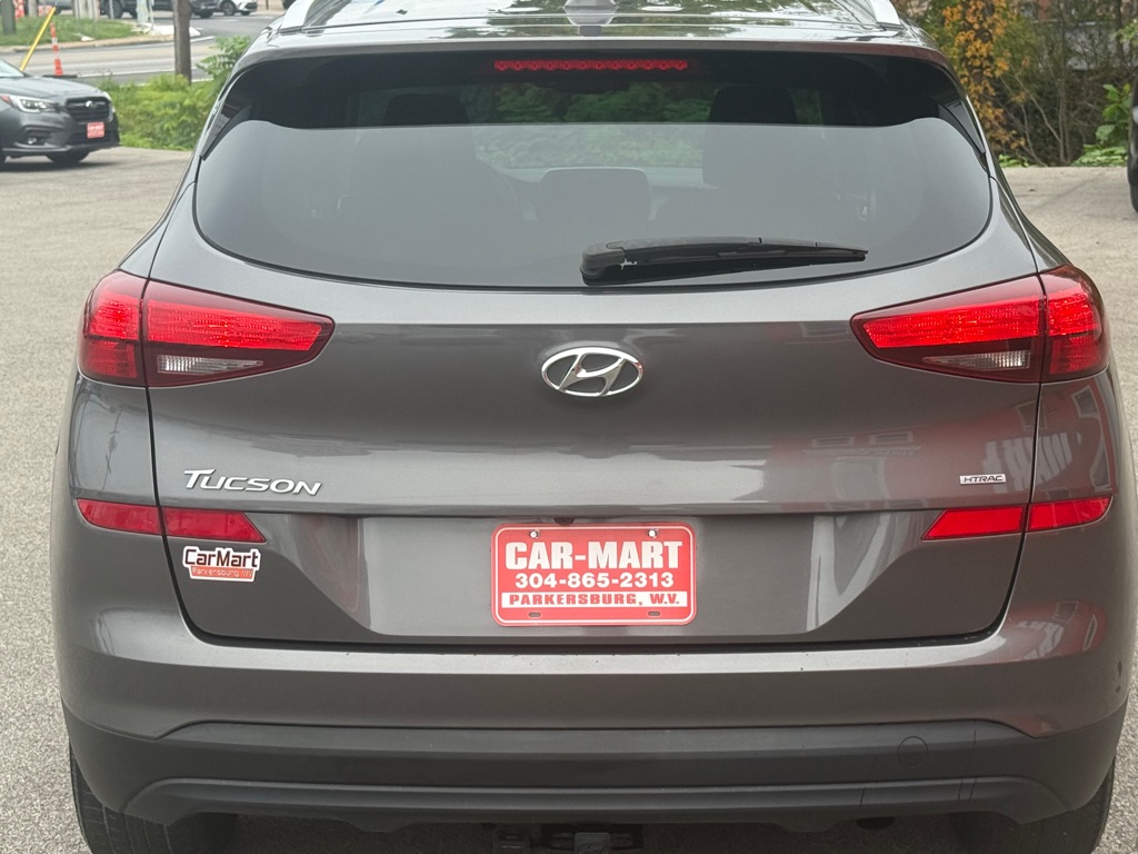 Photo 6 of this HYUNDAI TUCSON