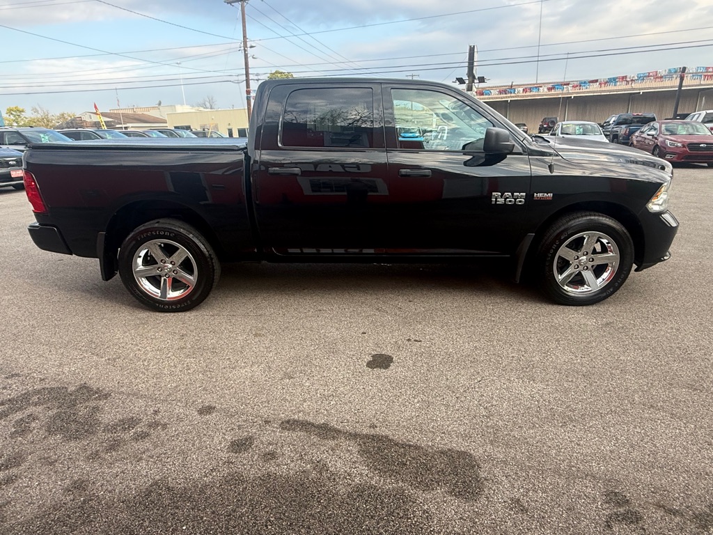 Photo 6 of this RAM 1500