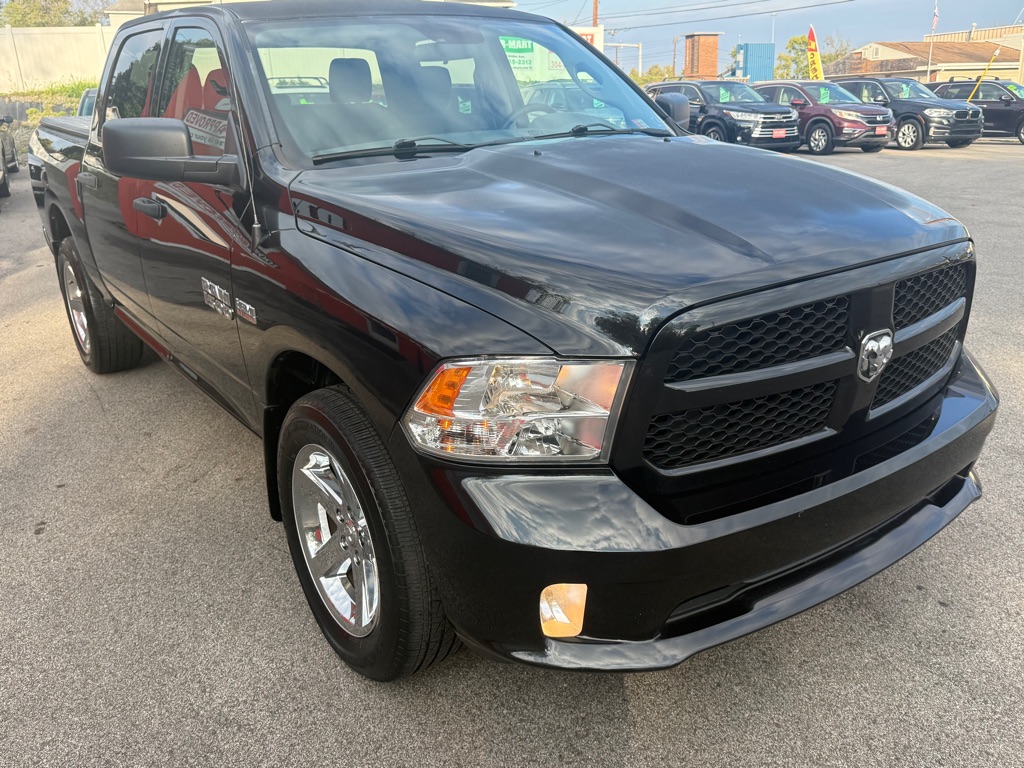 Photo 8 of this RAM 1500
