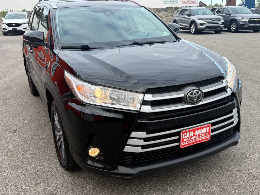 Photo 31 of this TOYOTA HIGHLANDER