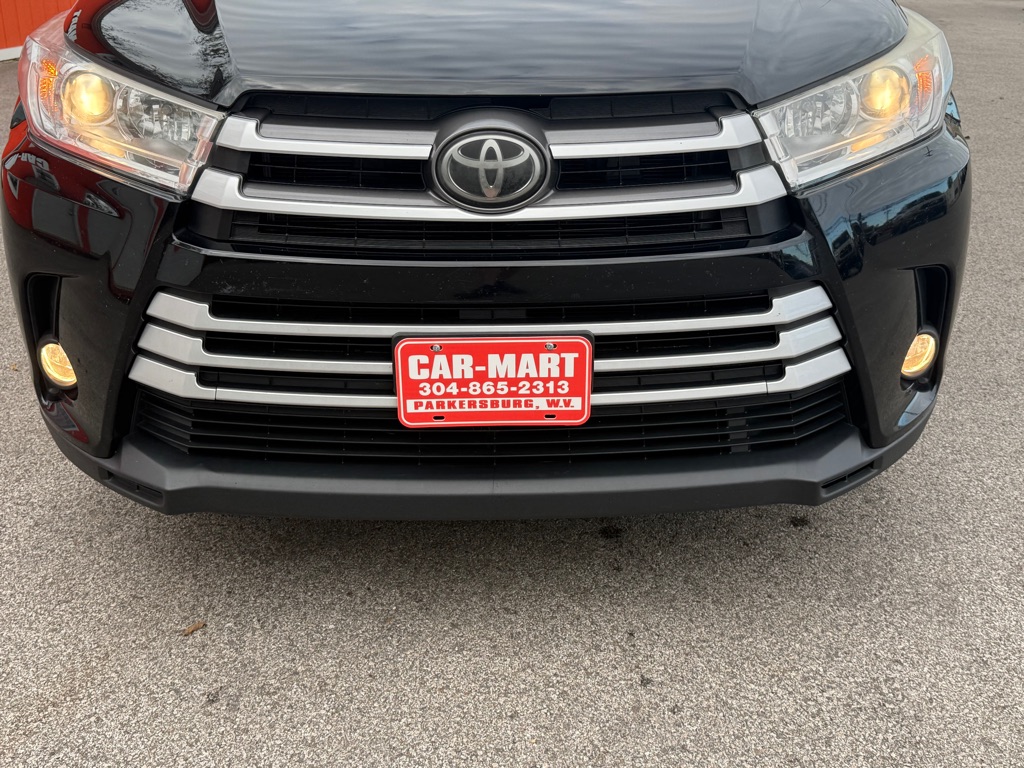 Photo 17 of this TOYOTA HIGHLANDER