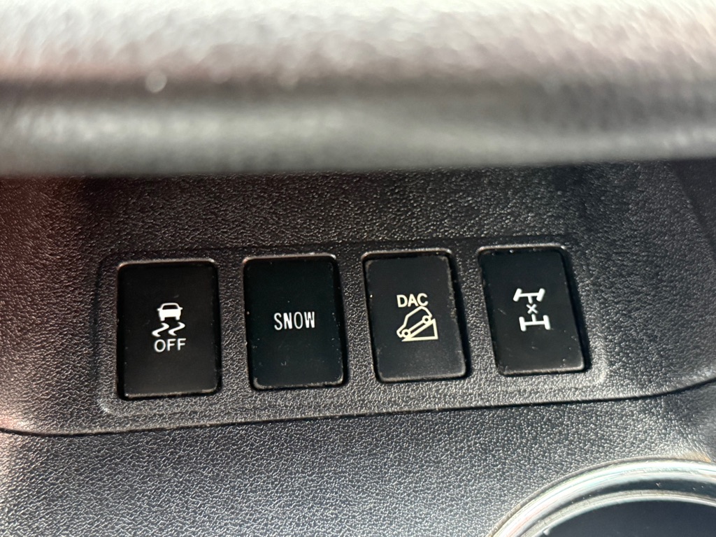 Photo 63 of this TOYOTA HIGHLANDER