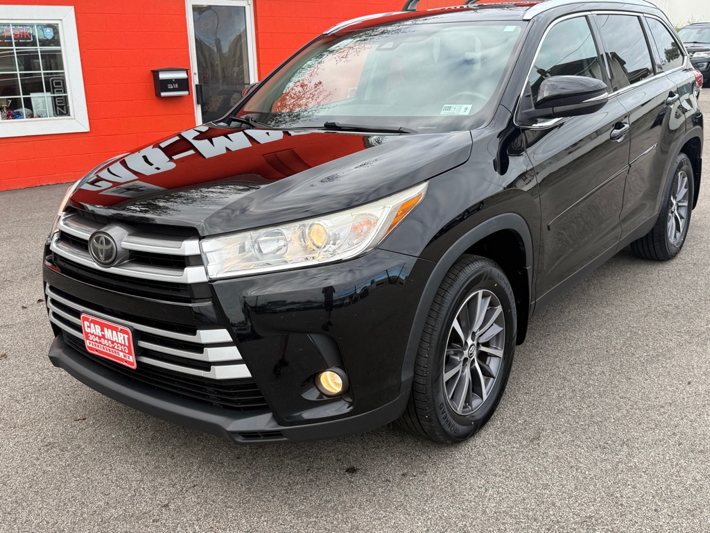 Photo 11 of this TOYOTA HIGHLANDER
