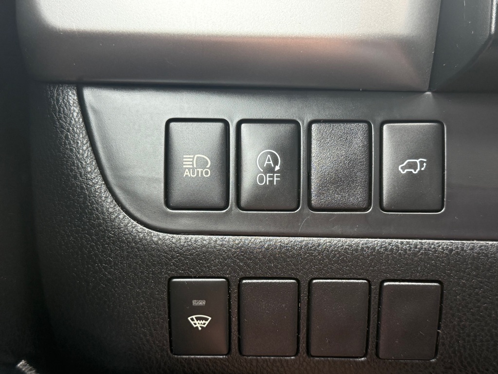 Photo 55 of this TOYOTA HIGHLANDER